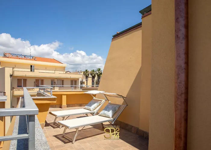 Panoramic Penthouse On The Gulf Of