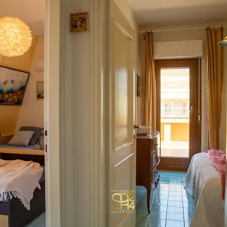 Panoramic Penthouse On The Gulf Of アパート