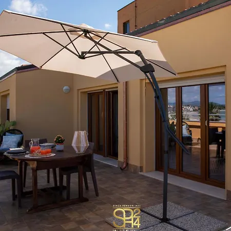 公寓 Panoramic Penthouse On The Gulf Of *